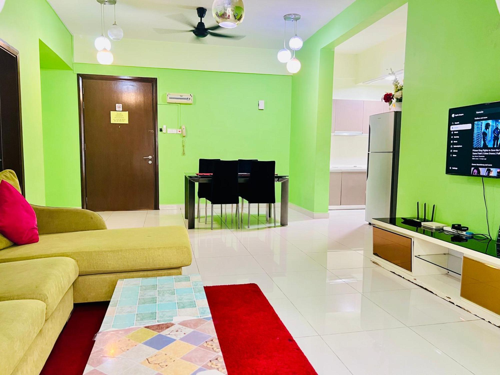 Regalia Spritz Empire Hostel Kuala Lumpur Exterior photo